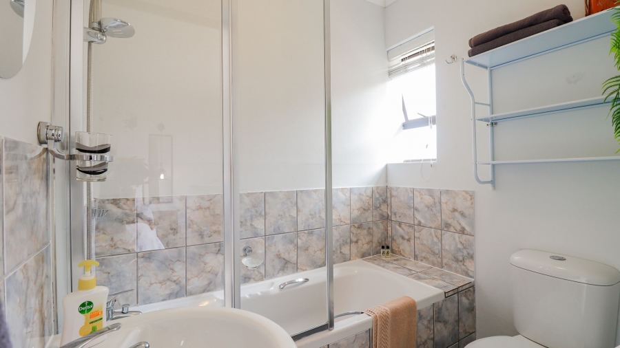  Bedroom Property for Sale in Dana Bay Western Cape